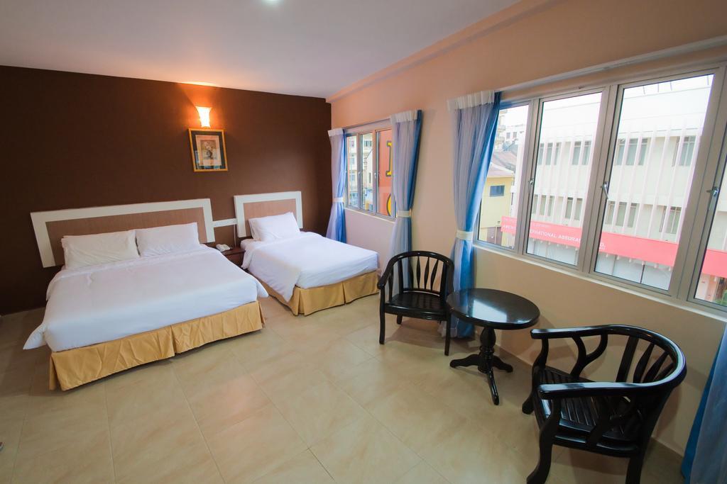 Ck Hotel ملقا الغرفة الصورة